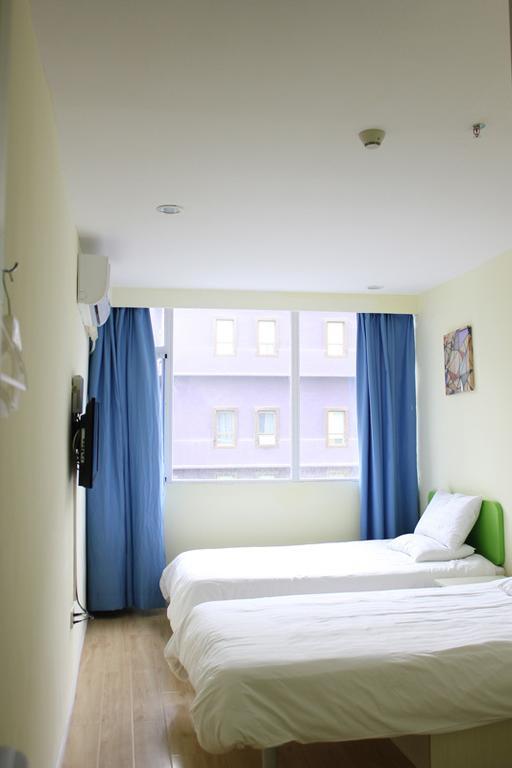 Hi Inn Shenyang Fengtian Street Room photo