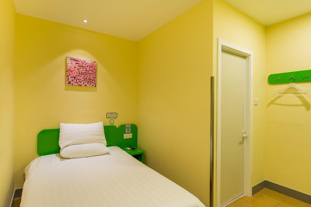 Hi Inn Shenyang Fengtian Street Exterior photo